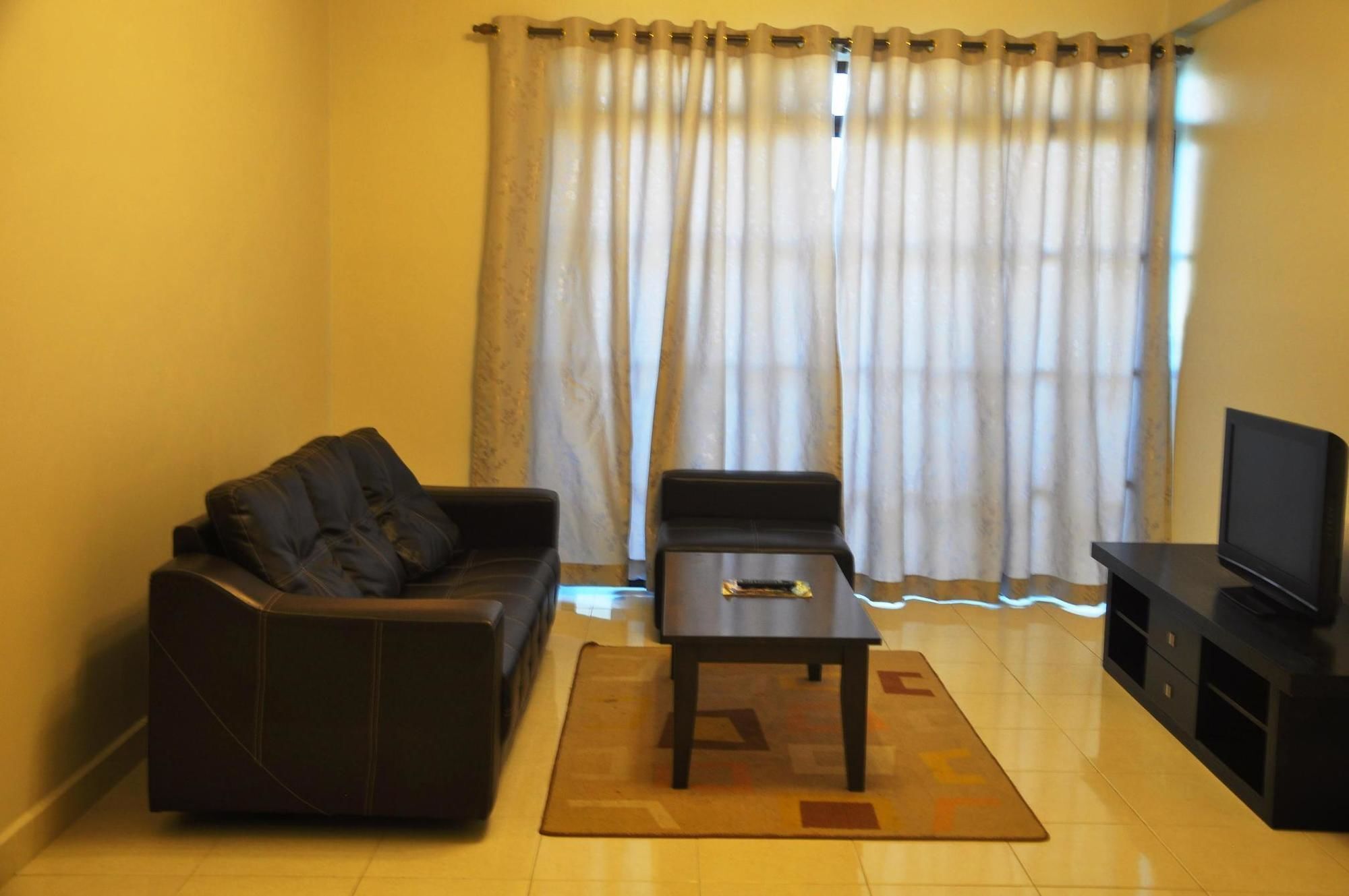 Sumai Hotel Apartment Куала-Тренгану Экстерьер фото