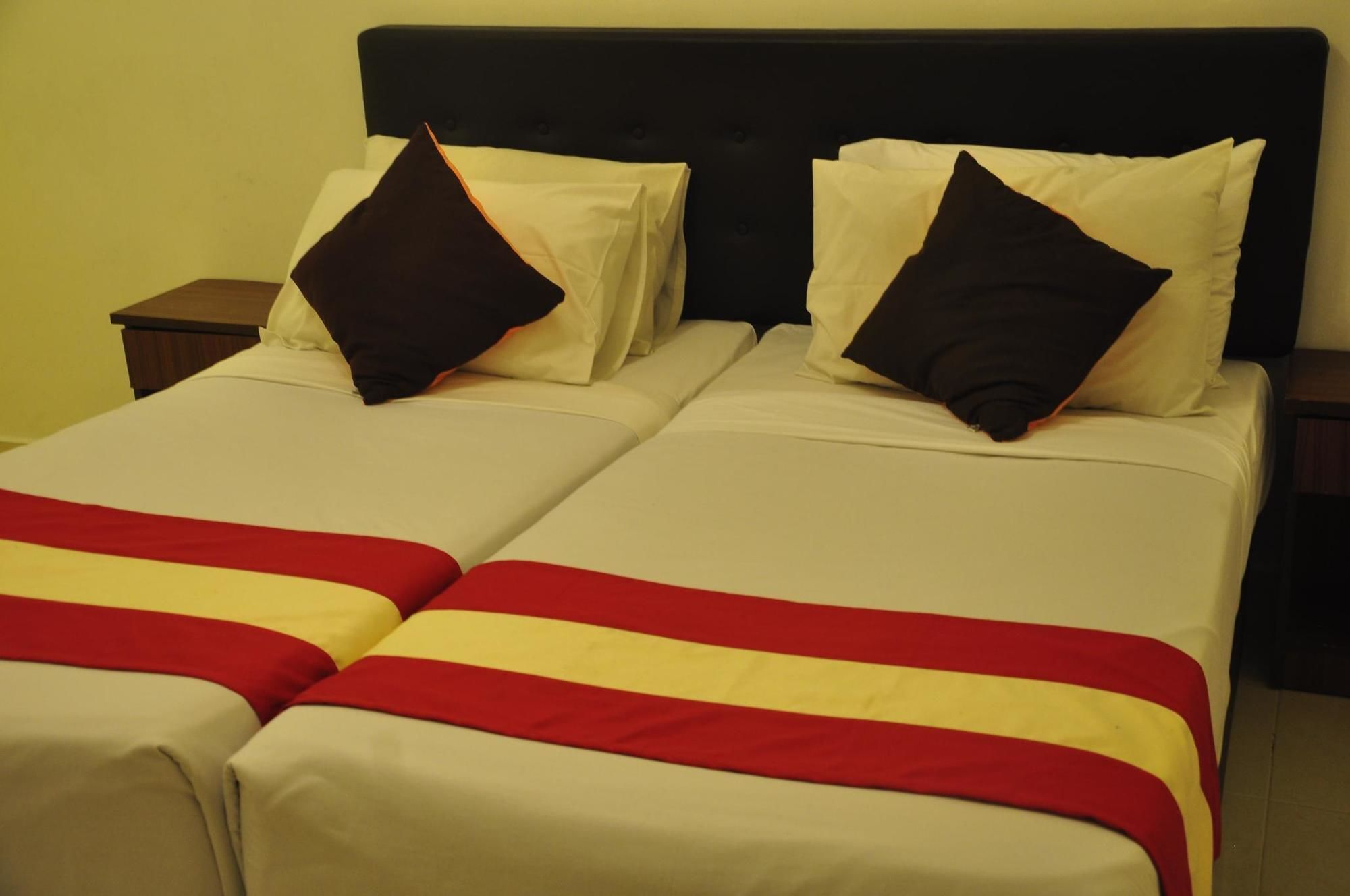 Sumai Hotel Apartment Куала-Тренгану Экстерьер фото